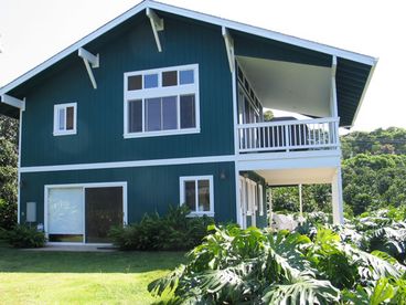 Our Guesthouse was built in 2002 and is spacious and filled with light and fresh air.  Pick a fresh avocado from the avocado trees directly behind the Guesthouse!