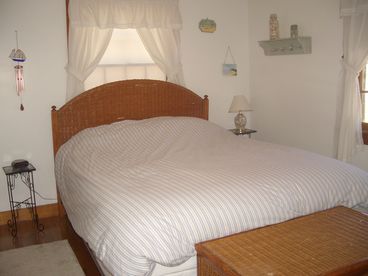 2 Bedrooms. This bedroom is the master with a Queen Bed. The other bedroom has 2 twin beds
