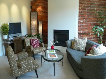 Living Room with Fireplace