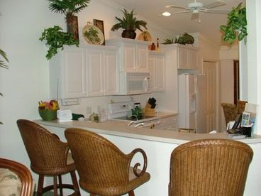 Kitchen Bar is useful for a quick morning breakfast or in the evening when entertaining.
