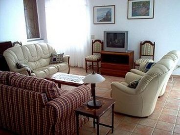 Francesca apartment living room