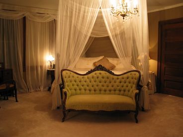 King bed with gas log fireplace, full bath and private balcony. Truely a romantic retreat.