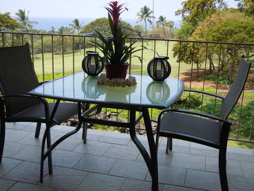 Sip your morning coffee on the lanai or eat your freshly grilled meals!