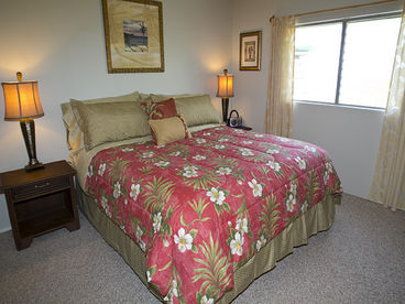 New king size bed in the ocean view bedroom!