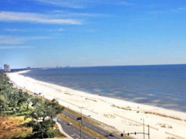 10th floor Affordable Luxury Biloxi Beach Condo next  to Casino/Coliseum