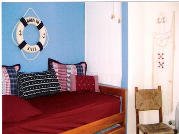 TWO TWIN BEDS