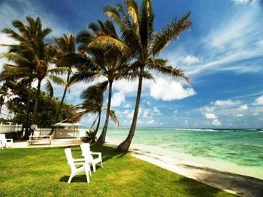 Oceanfront Cottage at Kaaawa