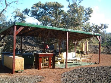 Outdoor Communal Area: Kitchen & Lounge