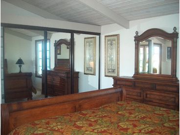 Bedroom 3, another view