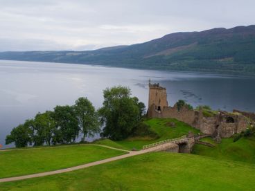 Castle Urqhuart & Loch Ness