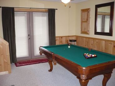 Pool table