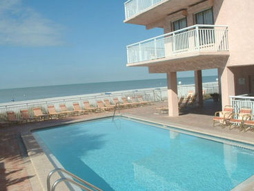 Heated swimming pool