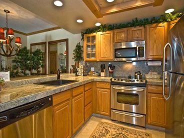 Remodeled kitchen. Oak cabinets. W/D. Fully equipped, including spices 
