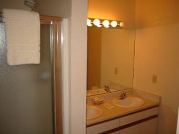 Beautiful Ski In/Out Condo at Park City Mountain!