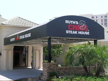 What\\\\\\\\\\\\\\\'s better than a steak at Ruth Chris Steakhouse?