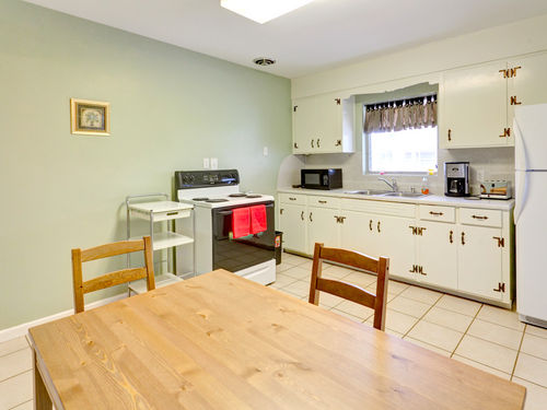 Just add groceries & you\'re all set in our fully-equipped kitchen