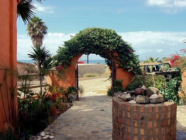 Looking out for the casa to the beach.