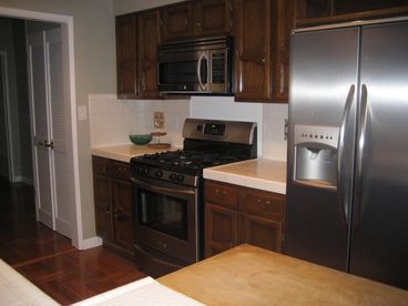 Modern Style Executive Home Near Disneyland
