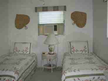 Twin Bedroom