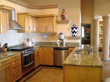 Full gourmet Kitchen with cooking accessories and cooking utensils, Blender, Dishwasher, Coffee Grinder, Coffee Maker, Oven, Large Refrigerator, Lobster-Pot, Microwave, Paper Towels, Spices, Stove, Toaster