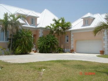 Grand Bahama Island Luxury Waterfront Home Freeport/Lucaya 