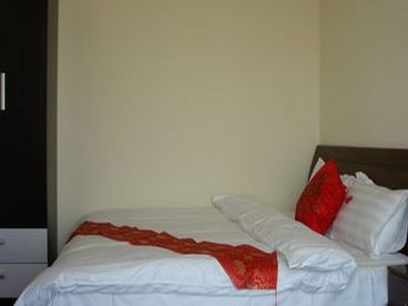 East Downtown-Luxury 1 Br  Suite with Computer