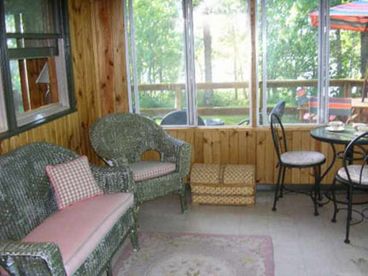 Screened-in Porch