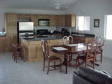 Fully equipped kitchen