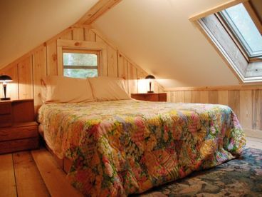 Loft sleeping room