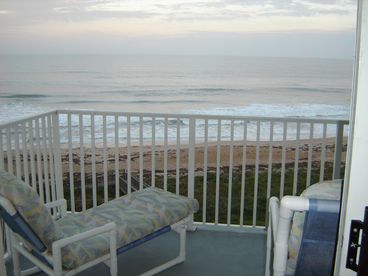 OCEANFRONT Condo, Wireless Hi-Speed Internet, New 55 Flat Screen HDTV w/HD cable