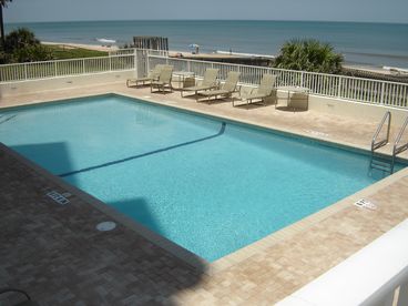 OCEANFRONT Condo, Wireless Hi-Speed Internet, New 55 Flat Screen HDTV w/HD cable