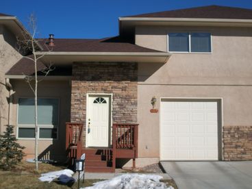 Brand New Woodland Park Town Home