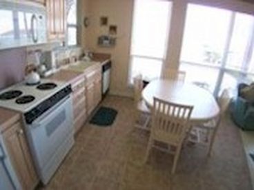 Fully Equipped Kitchen!