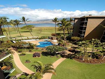Kauhale Makai resort 