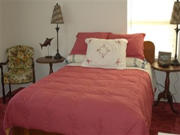 Guet Bedroom #1