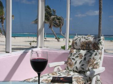 Beautiful sea, sand, palms, a pleasant breeze, a good wine....these  are the Simple Pleasures.