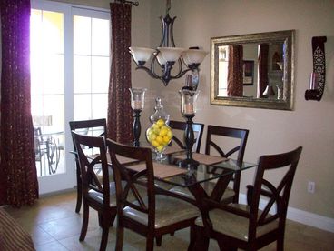 dindig room with terrace doors to patio