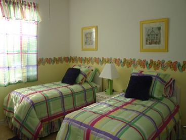 Flip-Flops Twin Bedroom