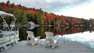 Pontoon boat can be yours