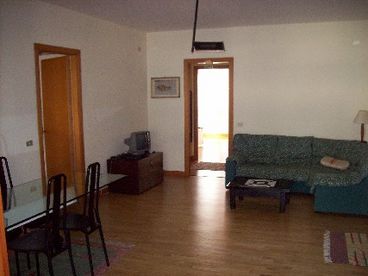 livingroom with sofabed