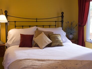 Deux Jardins Bedroom