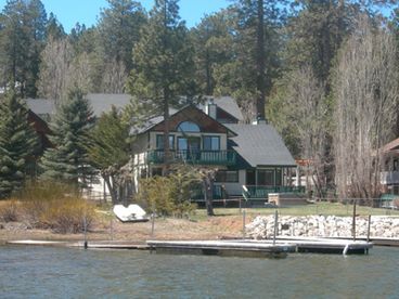 View Lakefront Paradise