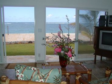 Available! Absolute Hawaii Oceanfront Home