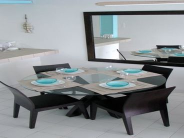 Spectacular View! Great Location! Stylish Beachfront Apartment