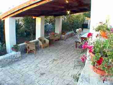 portico