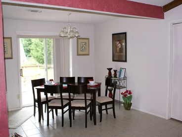 Open dining to the living room