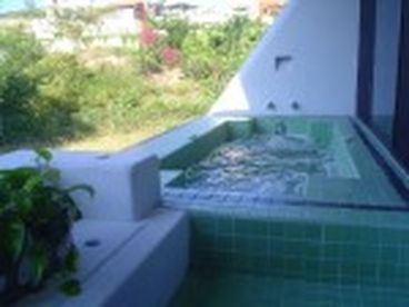 1 of 2 Jacuzzis located on the balcony of Villa Delphines Huatulco