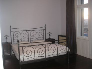 includes an en-suite bathroom