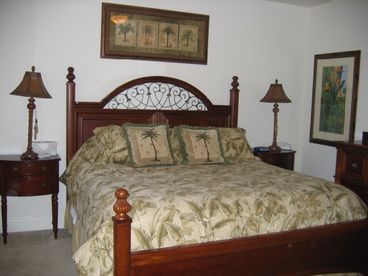 2nd master bedroom, also with king bed, opens to private bathroom with shower.
