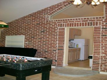 Sun room to kitchen